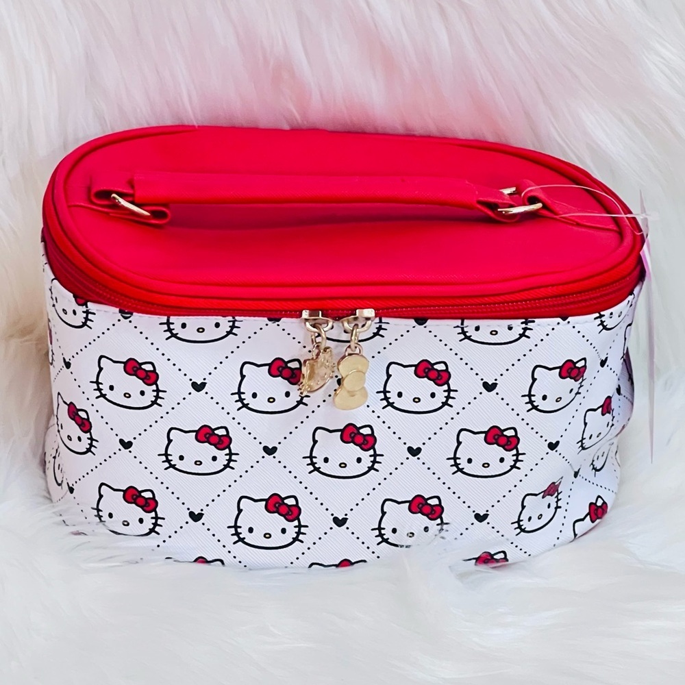 Hello Kitty Makeup Bag